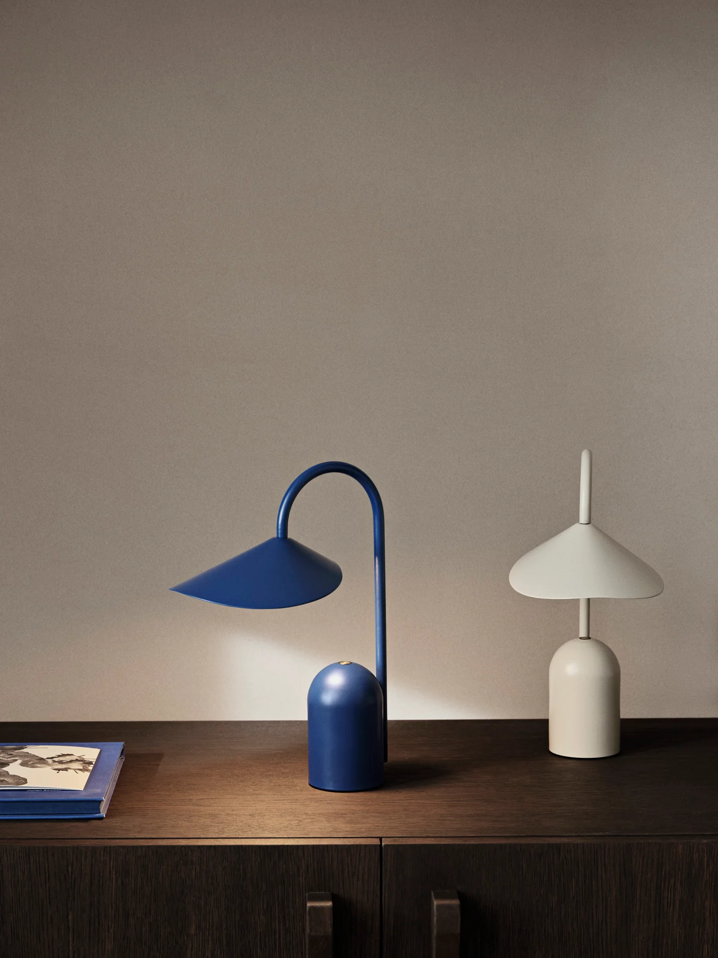 Arum Portable Lamp - Cashmere - Image 5