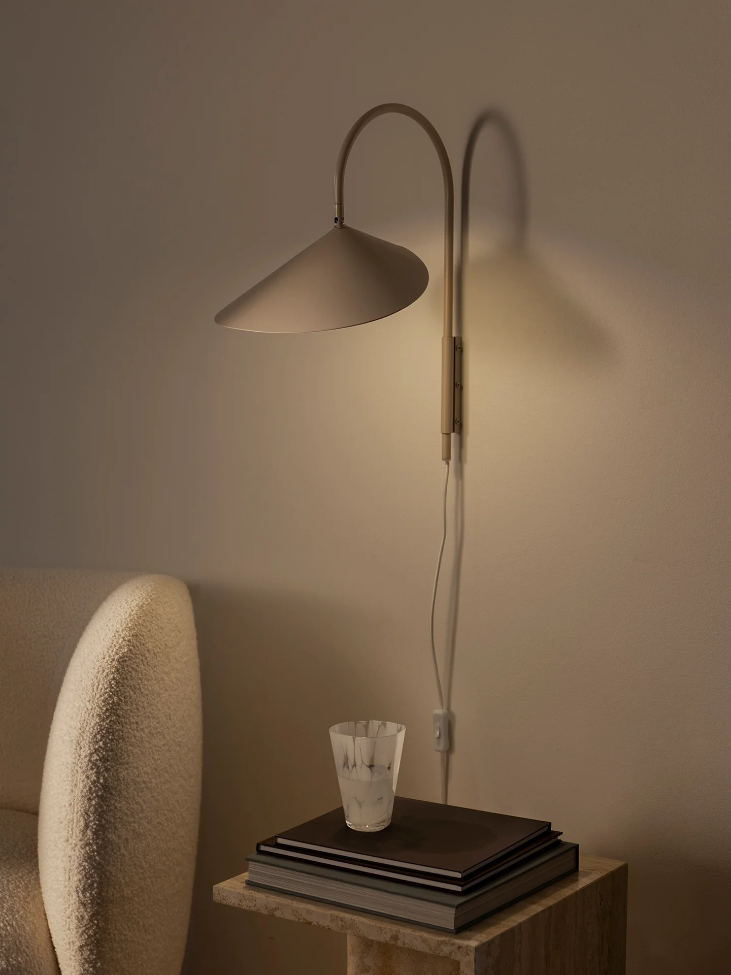 Arum Swivel Wall Lamp - Cashmere - UL - Image 2