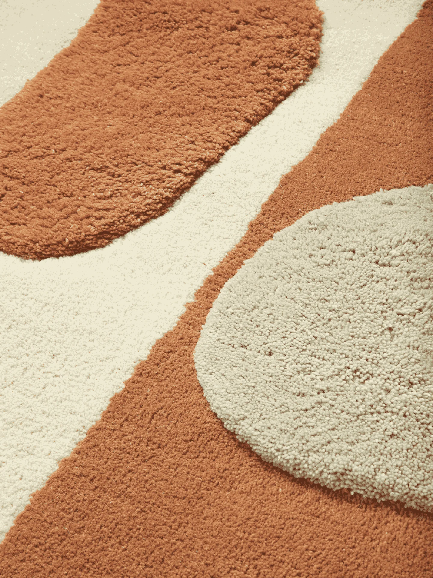 Bloco Tufted Rug - Blush/Off-White - Image 4