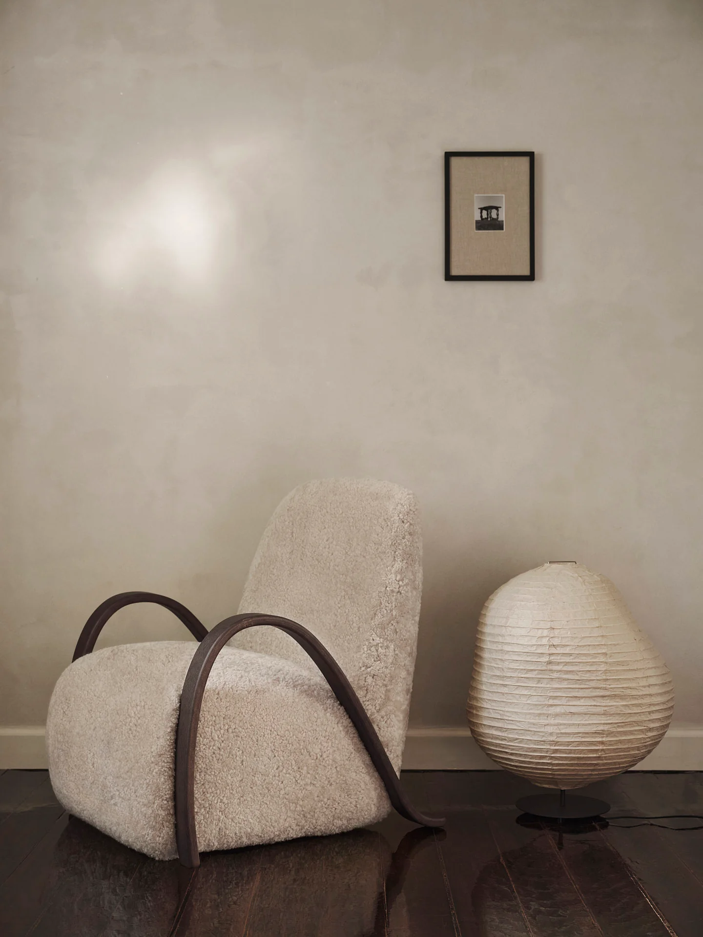 Buur Lounge Chair - Sheepskin - Moonlight - US - Image 2