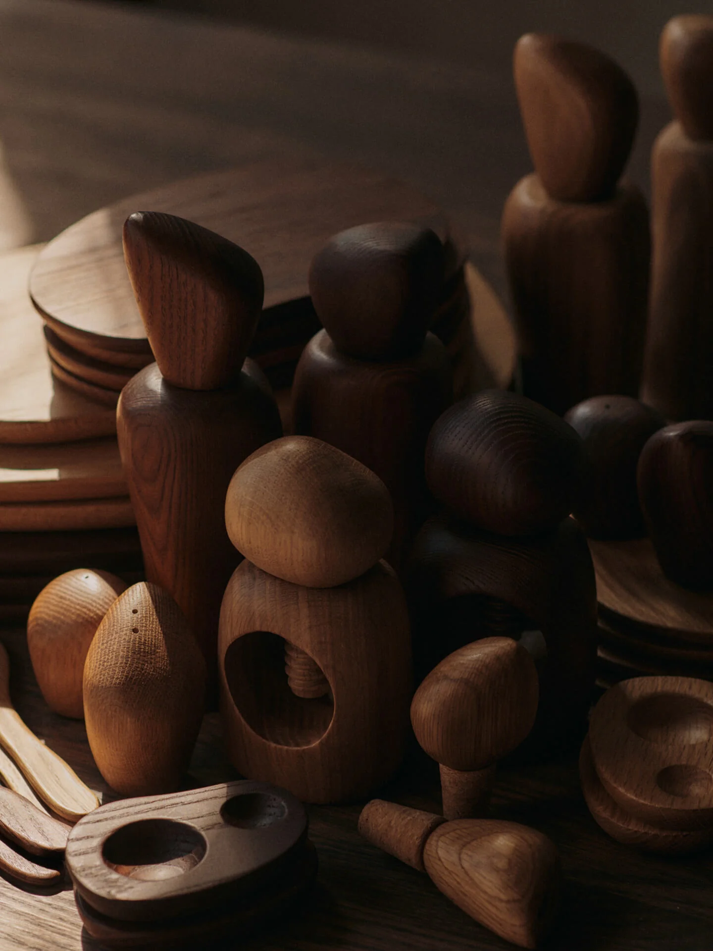 Cairn Grinder - Oak - Image 3
