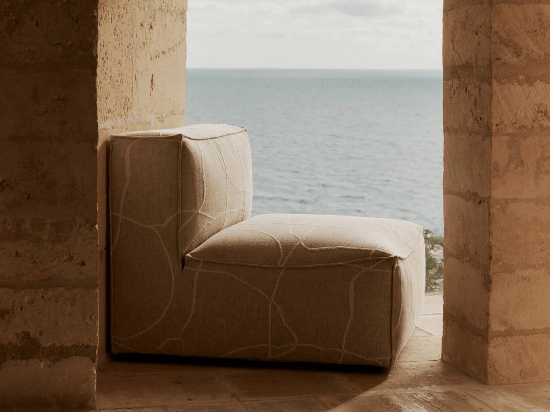Catena Sofa Center S100 - Can Lis - Sand/Off-White - US - Image 4