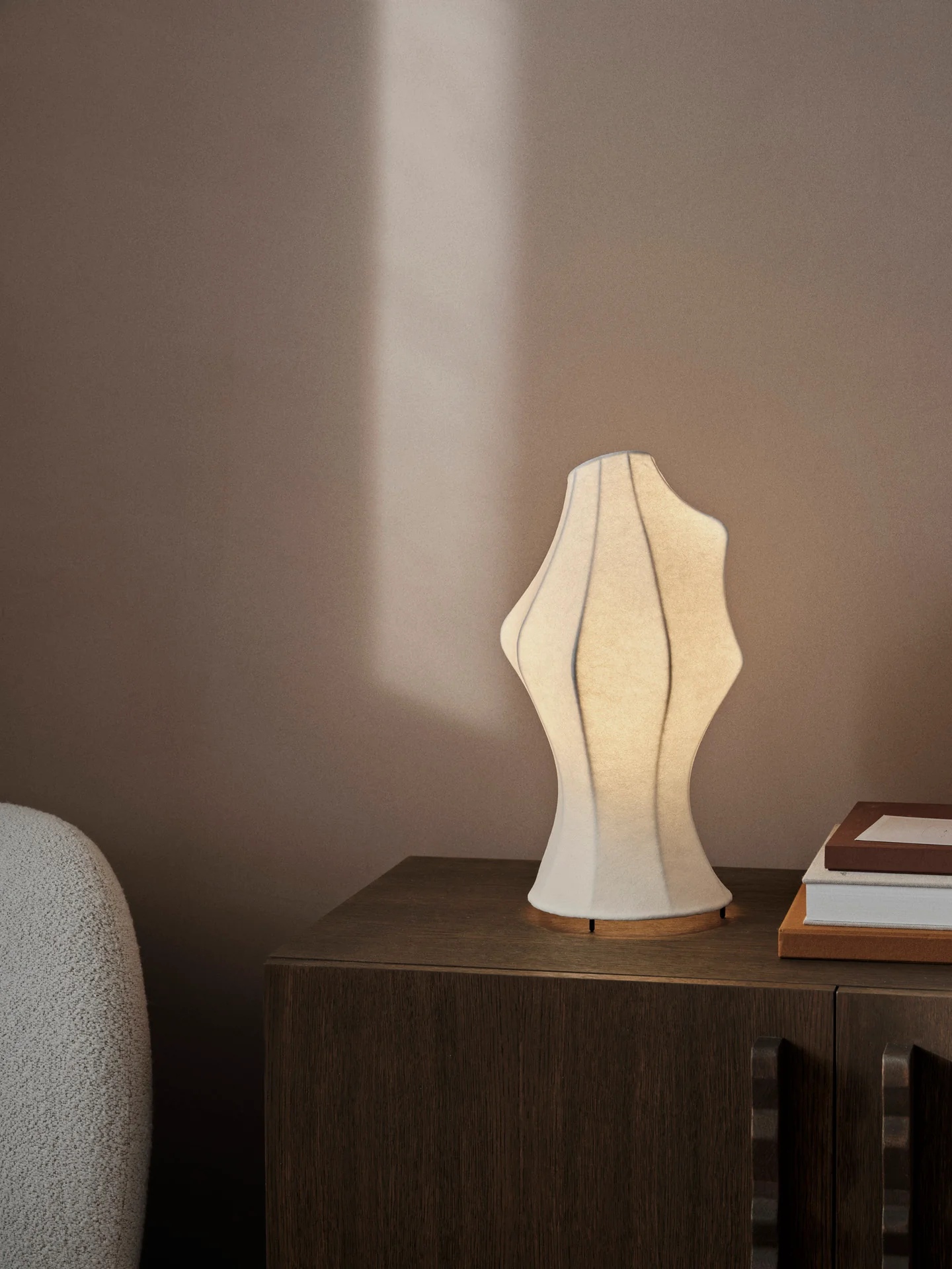 Dae Table Lamp - White - UL - Image 2
