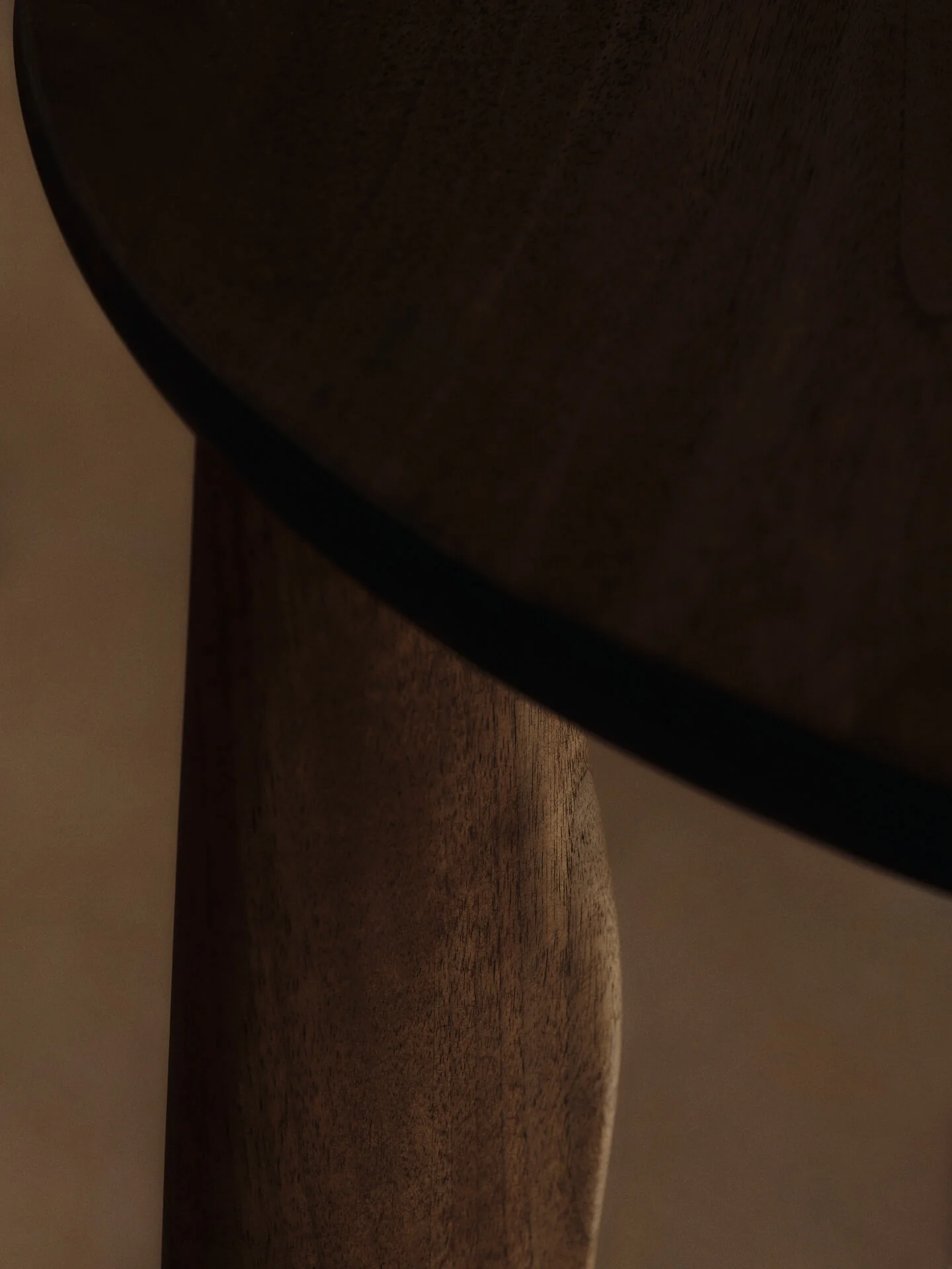 Feve Table - Walnut - Image 5