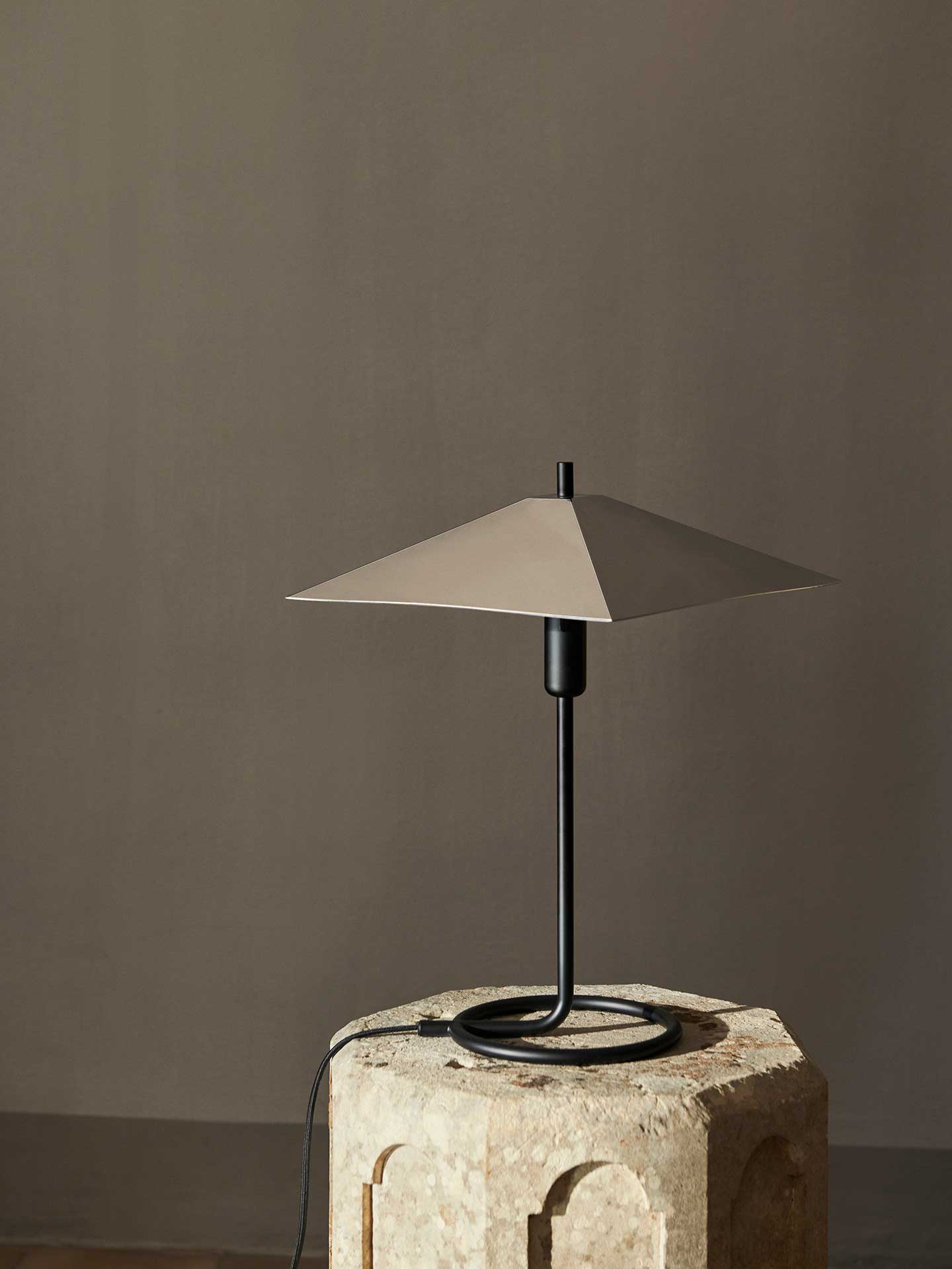 Filo Table Lamp Square - Black/Cashmere - UL - Image 2