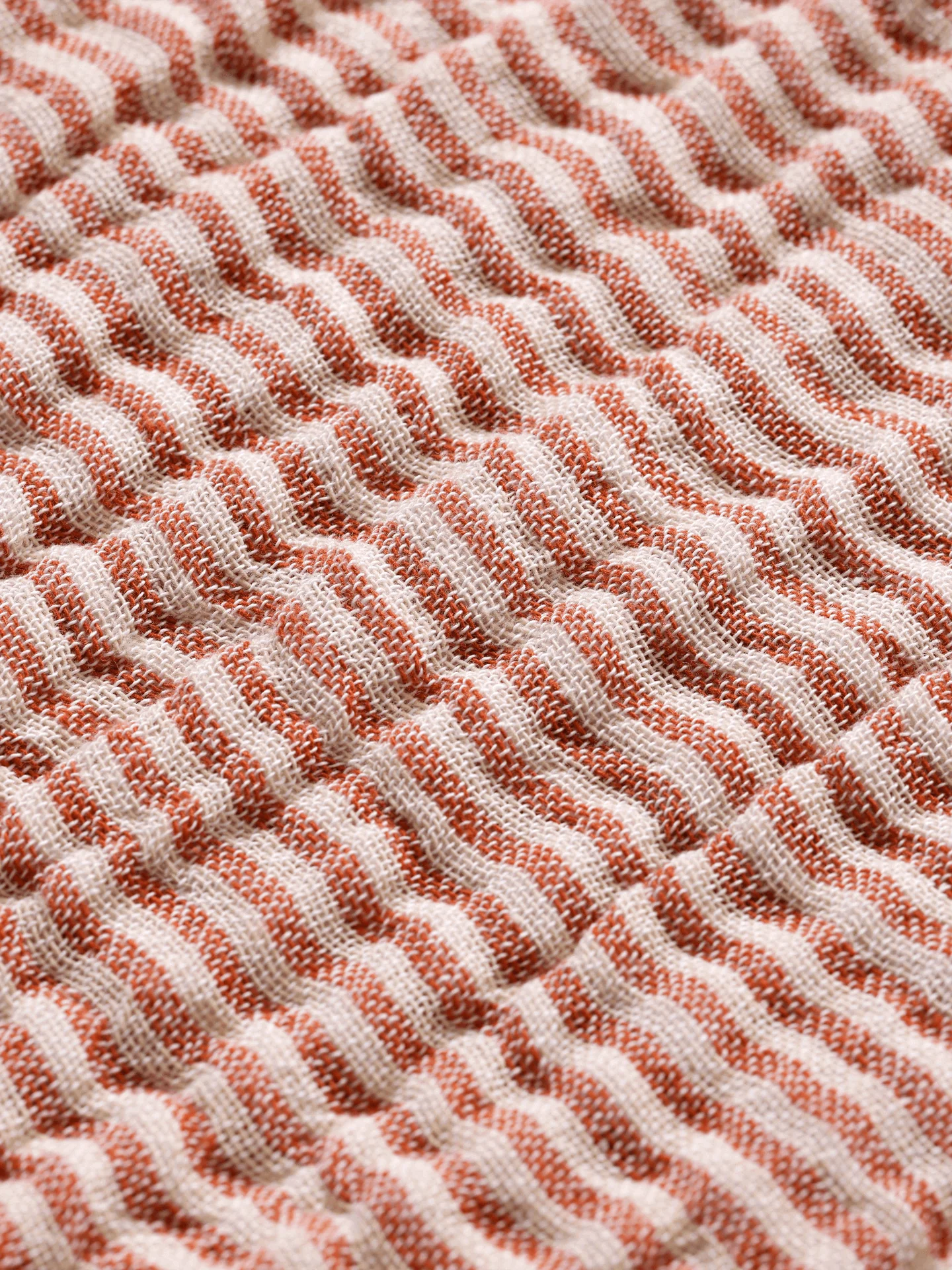 Fino Bedspread - Terracotta/Off-White - Image 3