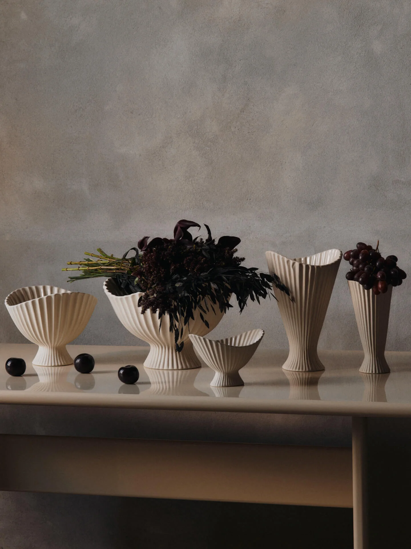 Fountain Centrepiece - Off-White - Image 3
