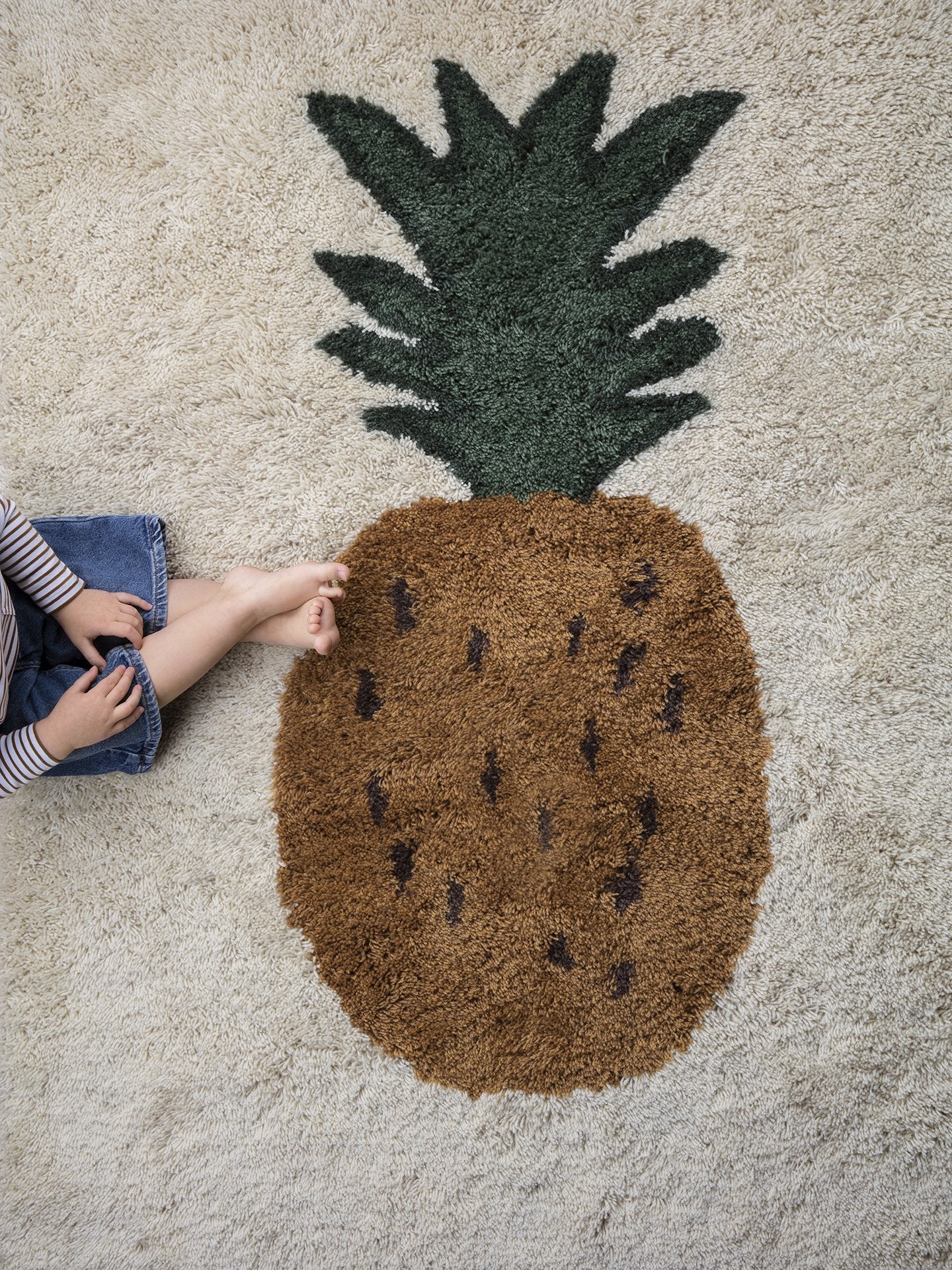 Fruiticana Tufted Pineapple Rug - Image 4