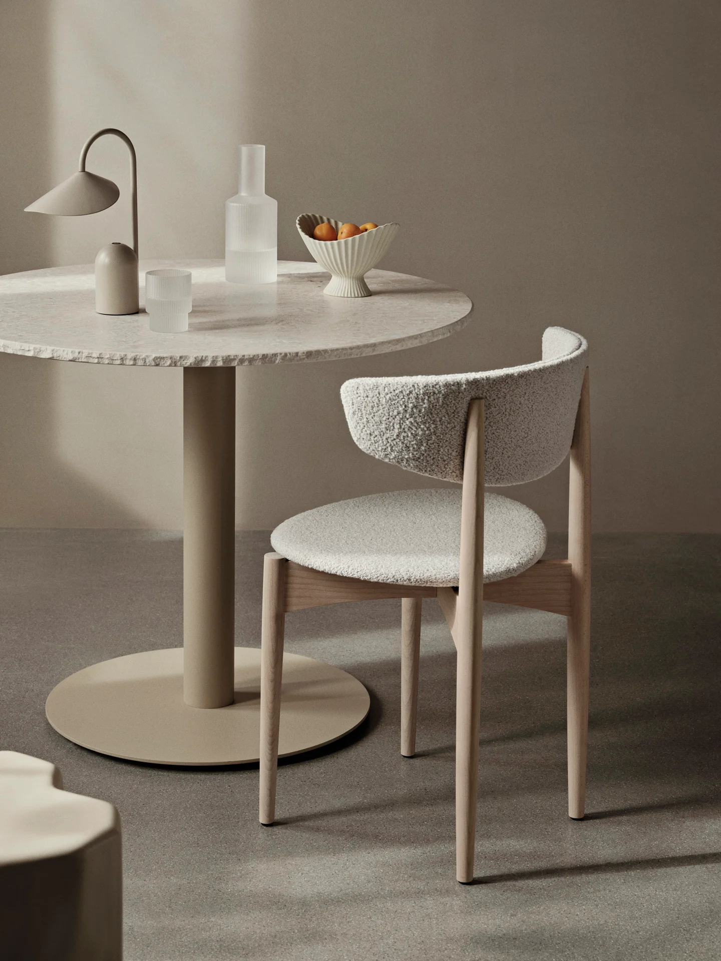 Mineral Dining Table - Bianco Curia - Cashmere - Image 2