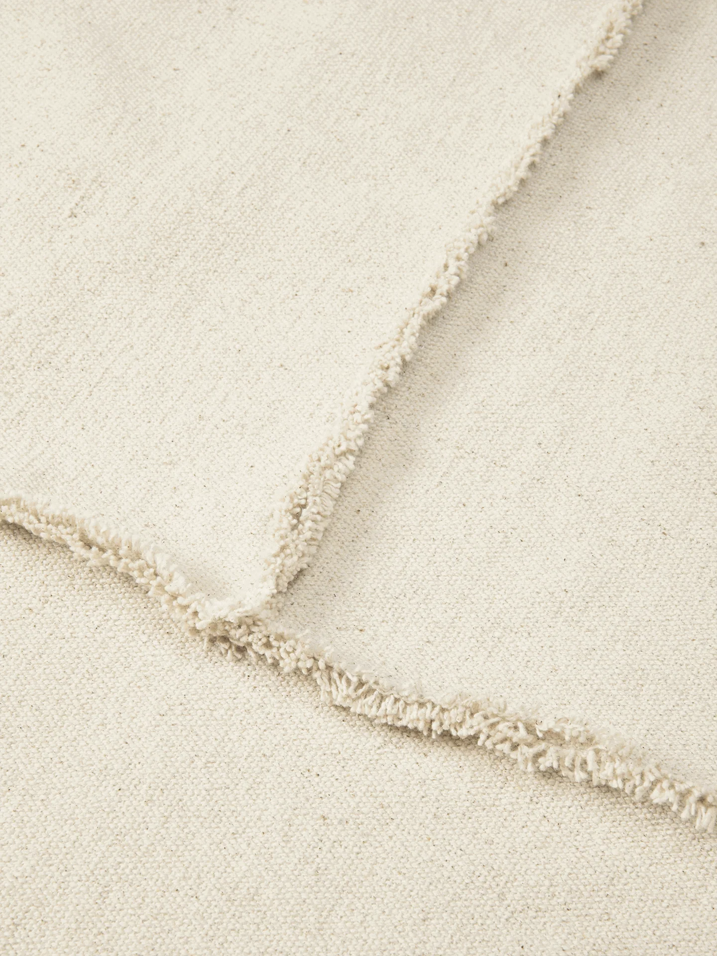 Offset Bedspread - Off-white - Image 3