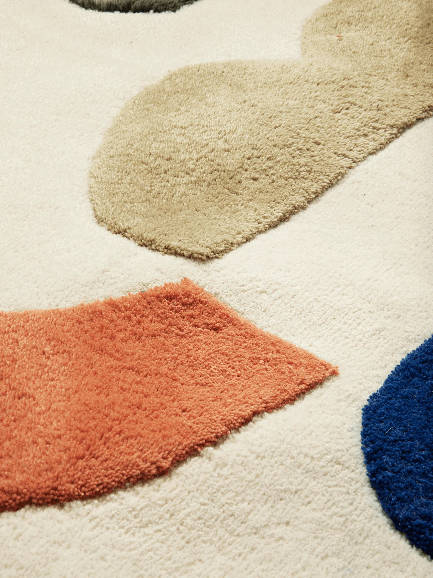 Panto Tufted Rug - Off-white - Image 5