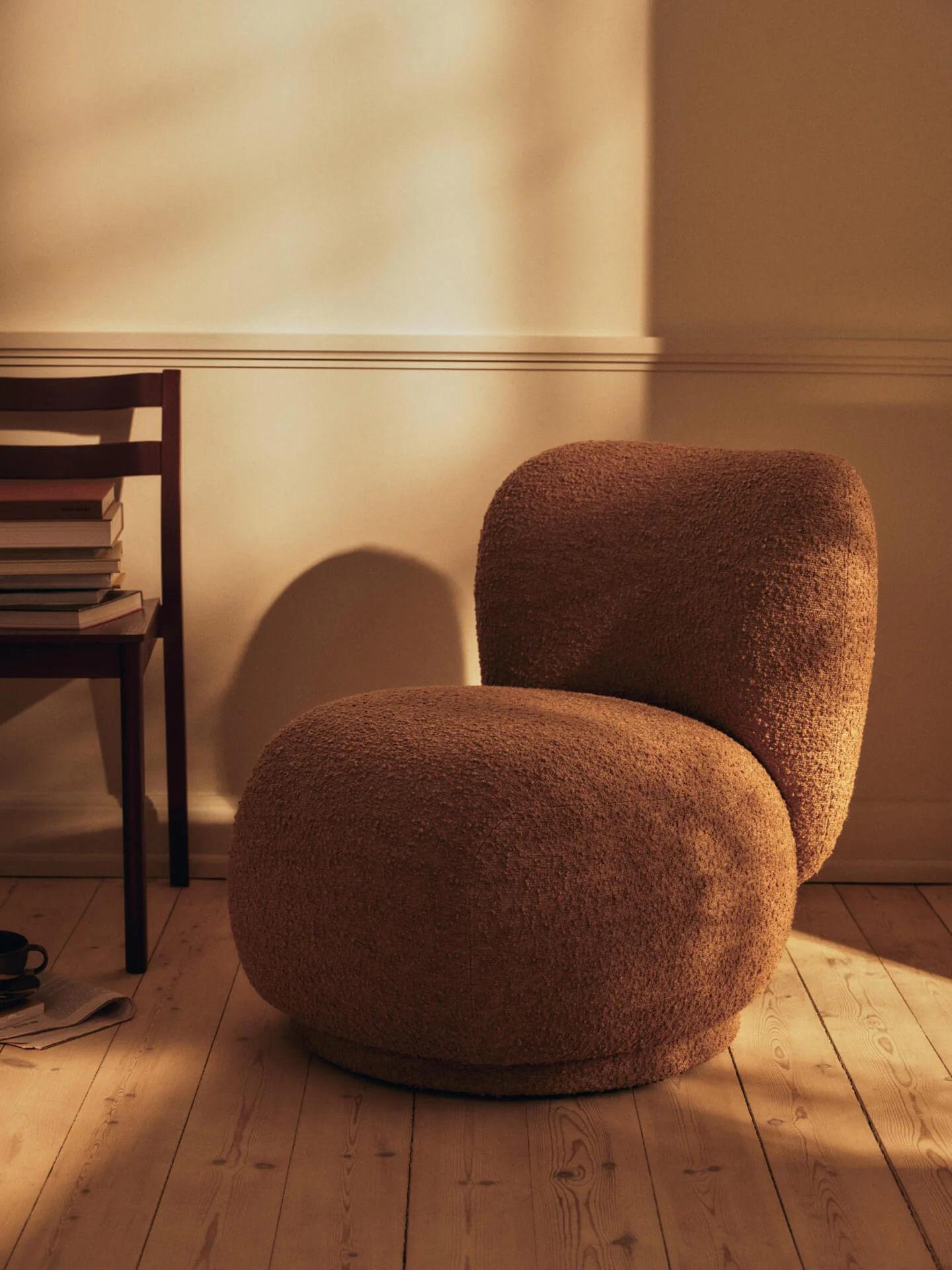 Rico Piccolo Lounge Chair - Raw Bouclé - Tan - US - Image 2
