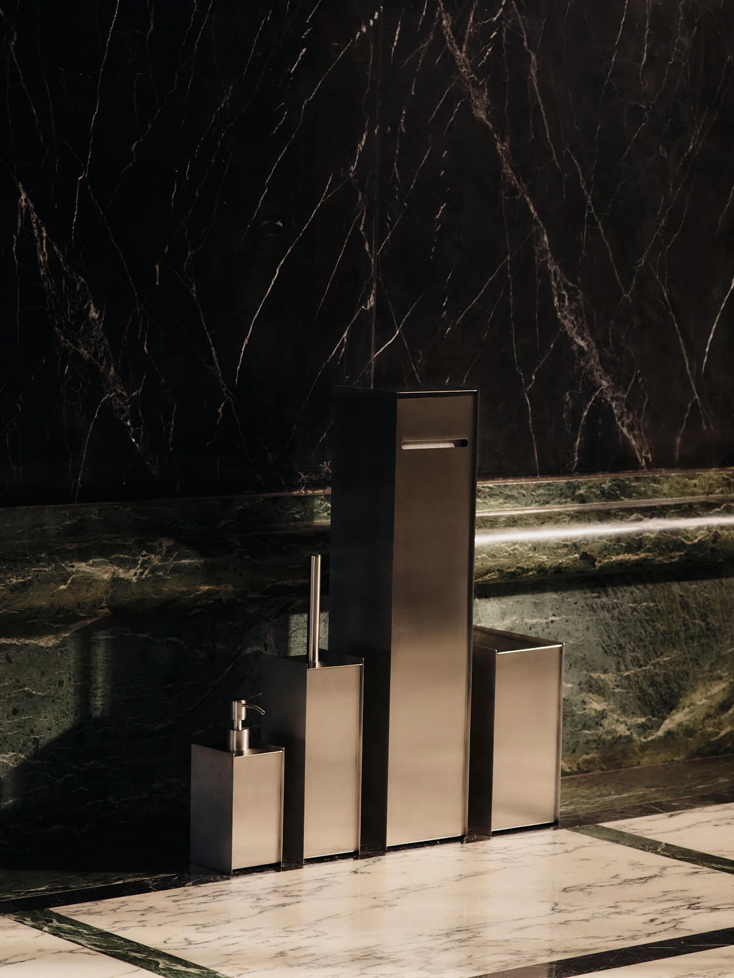 Sama Toilet Brush - Brushed Stainless Steel - Image 2