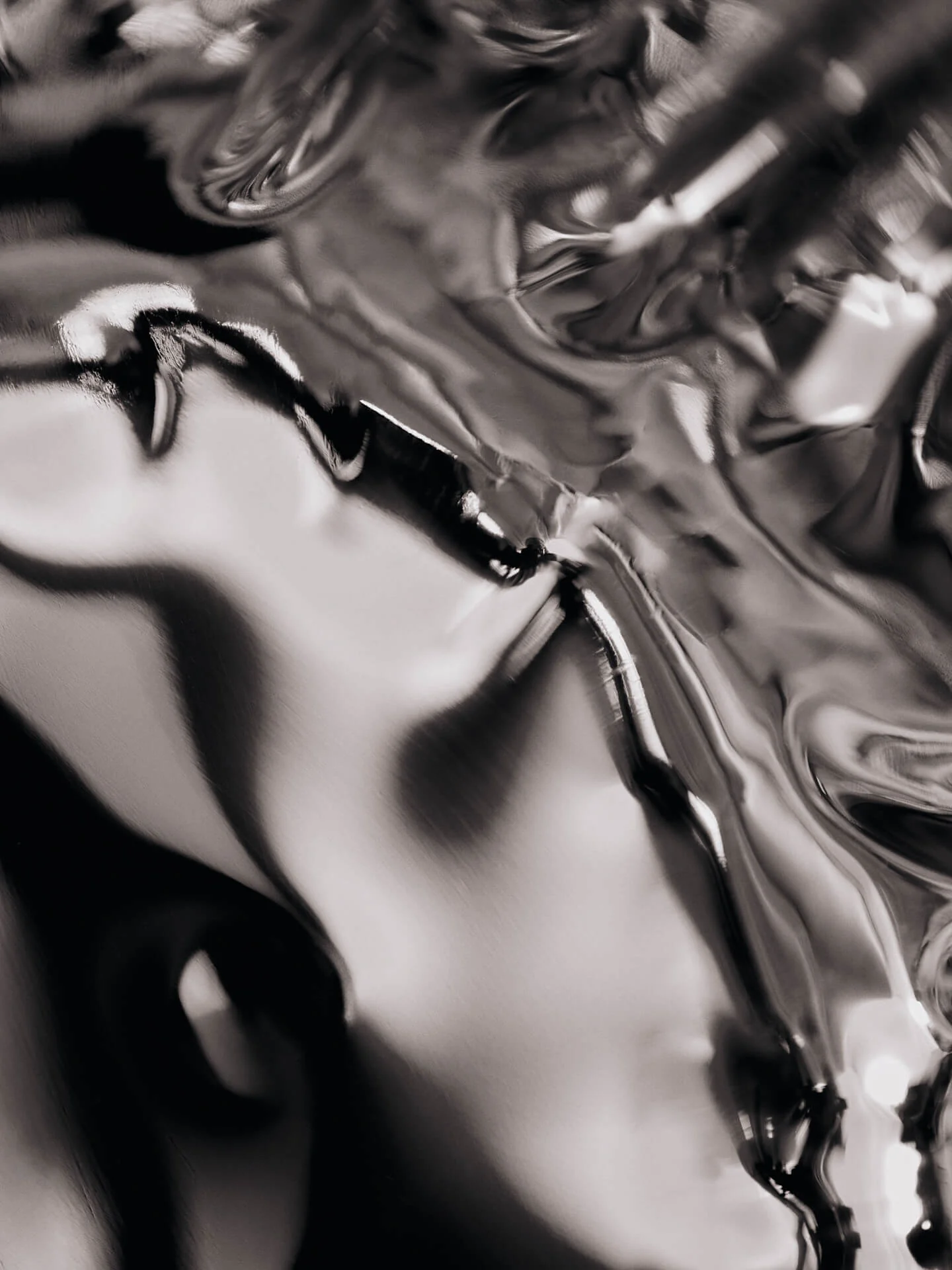 Tydra Bowl - Large - Mirror Polished - Image 4