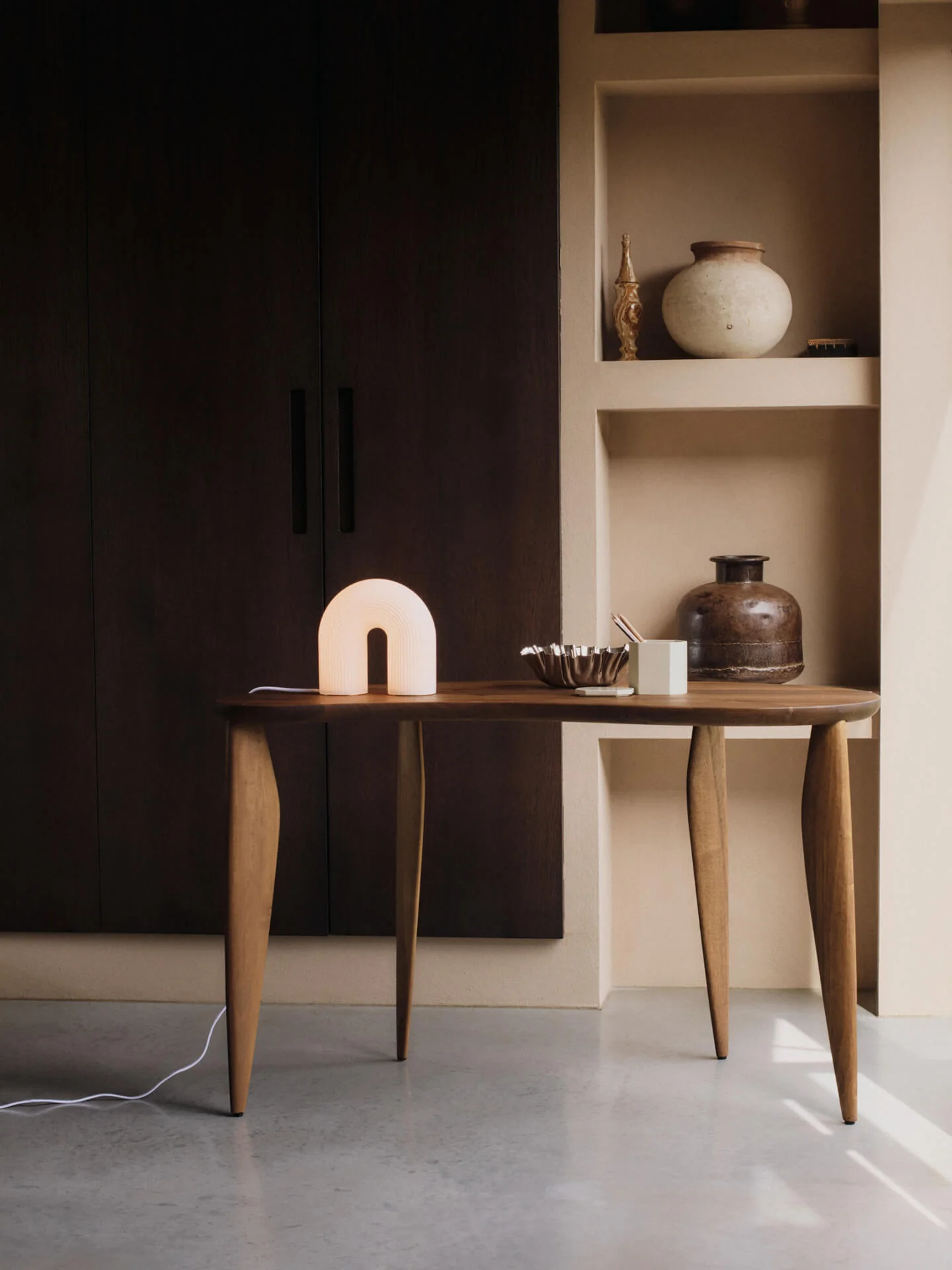 Vuelta Table Lamp - White - UL - Image 3
